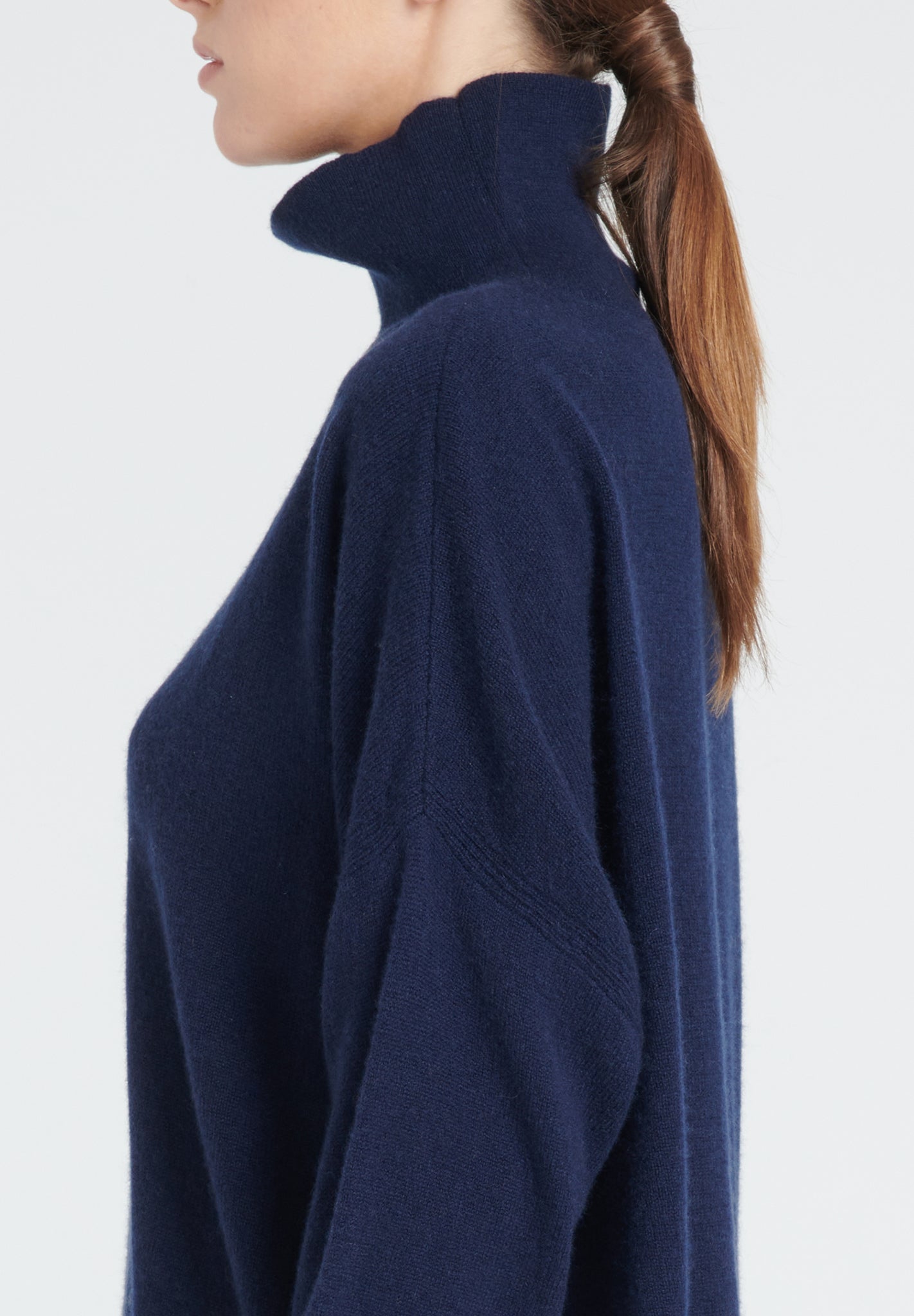 ZAYA 13 Oversized high neck sweater in navy blue cashmere