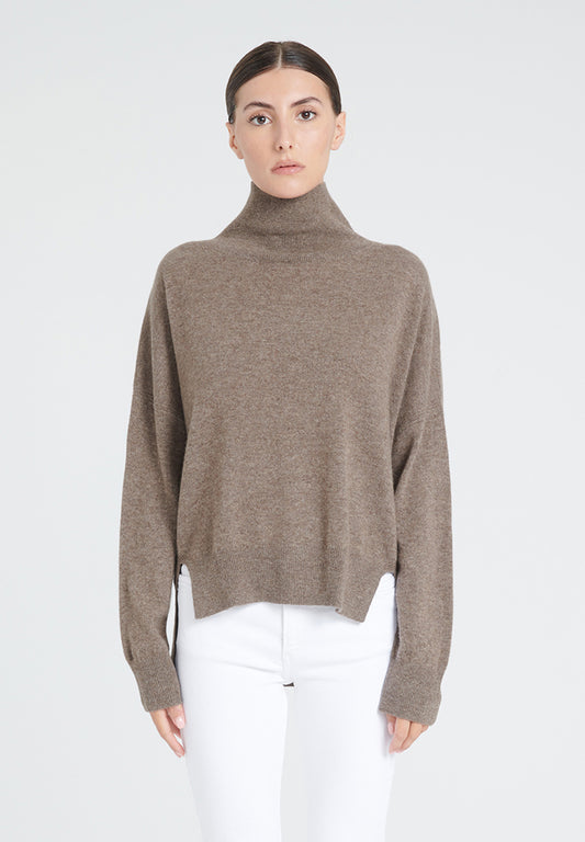 ZAYA 13 Pull col montant oversize en cachemire taupe