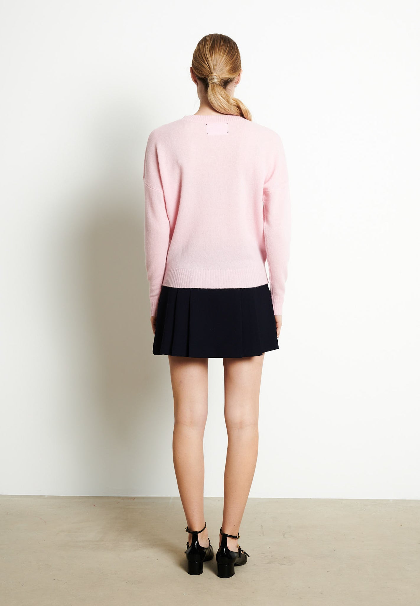 RIA 2 Pull col rond oversize en cachemire rose baby