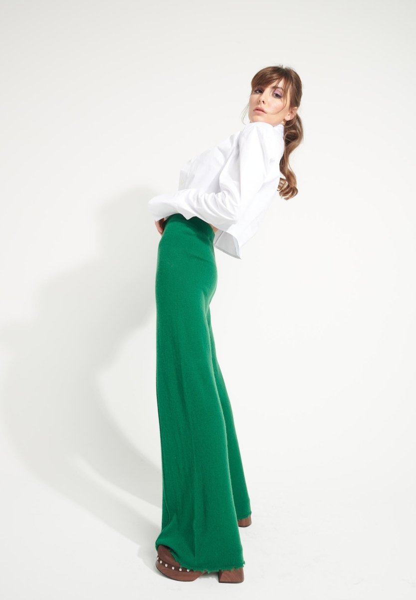 AVA 15 Pantalon en cachemire déjaugé à finitions ciselées vert émeraude - Studio cashmere8