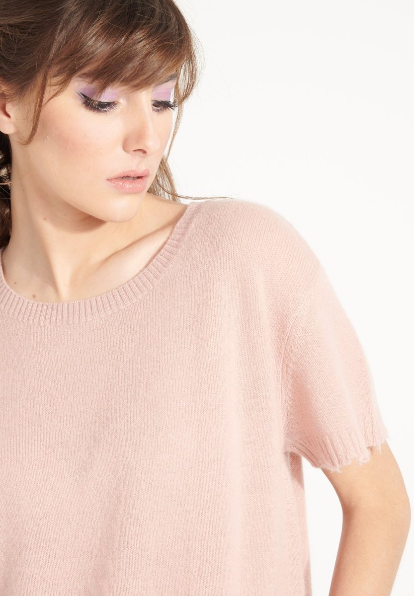 AVA 6 T shirt en cachemire déjaugé col rond manches courtes avec finitions ciselées rose poudré - Studio cashmere8