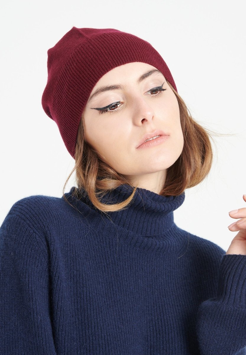 Bonnet en cachemire rouge bordeaux - Studio cashmere8