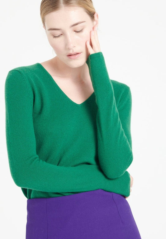 LILLY 2 Pull col V en cachemire vert émeraude - Studio cashmere8