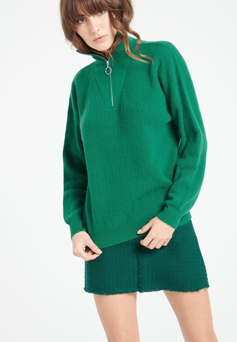 LILLY 28 Pull à col cheminé zippé en cachemire à mailles côtelées vert émeraude - Studio cashmere8