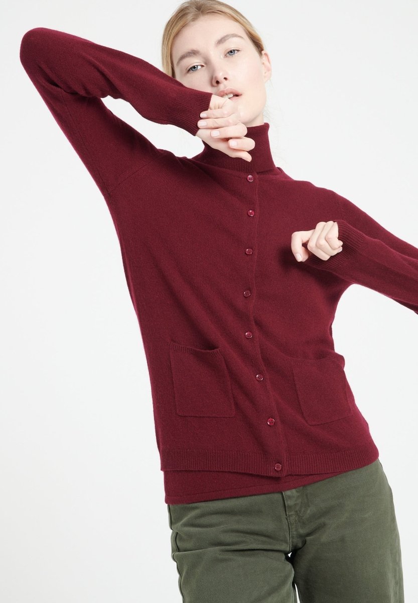 LILLY 4 Cardigan col rond en cachemire cintré rouge bordeaux - Studio cashmere8