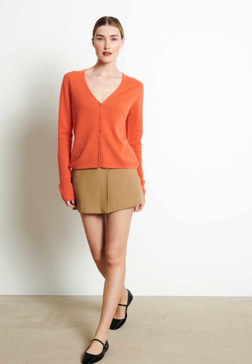 LILLY 7 Cardigan col V en cachemire cintré mandarine - Studio cashmere8