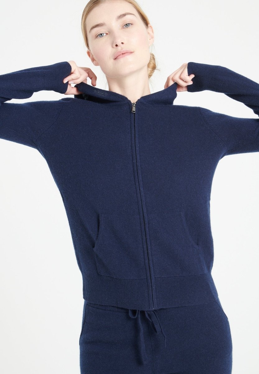 LILLY 8 Sweat à capuche zippé en cachemire bleu marine - Studio cashmere8