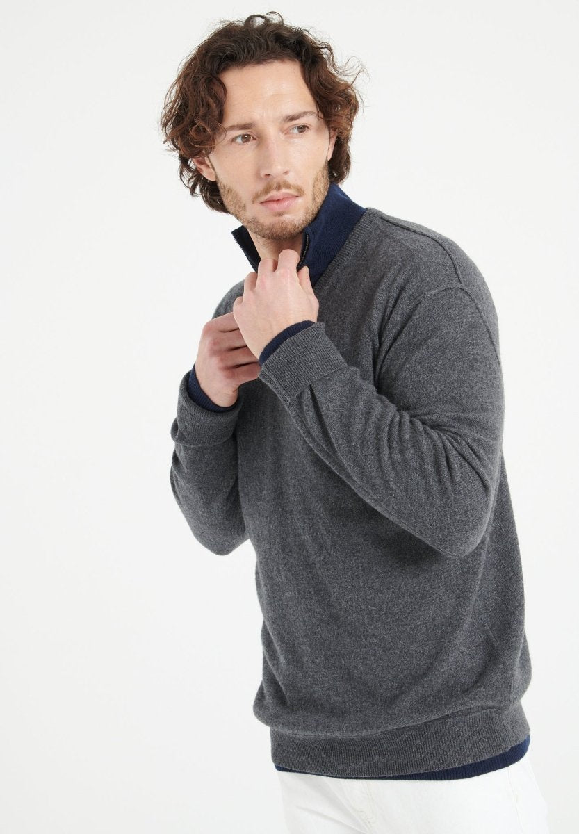 LUKE 11 Pull col V en cachemire gris anthracite - Studio cashmere8