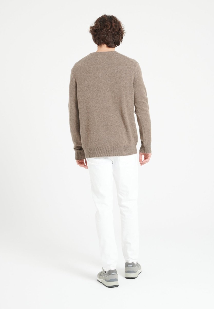 LUKE 13 Pull col V en cachemire 4 fils taupe - Studio cashmere8