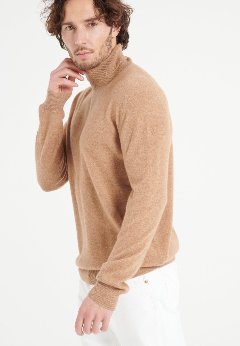 LUKE 3 Pull col roulé en cachemire camel - Studio cashmere8