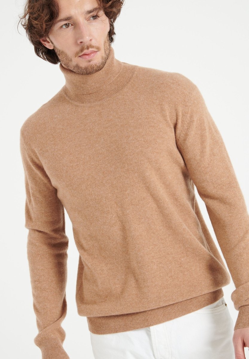 LUKE 3 Pull col roulé en cachemire camel - Studio cashmere8