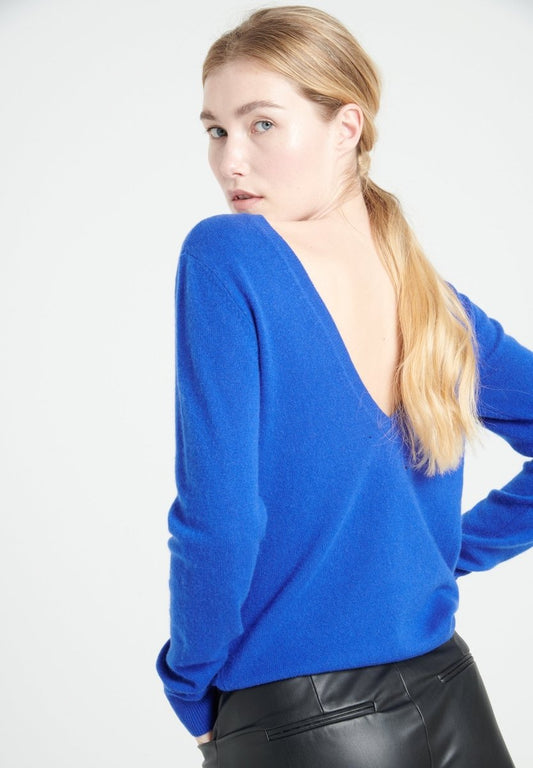 MIA 7 Pull décolleté en V dans le dos en cachemire bleu royal - Studio cashmere8