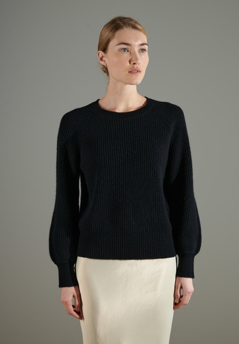 NAMI 6 Pull col rond manches raglan 4 fils en cachemire noir - Studio cashmere8