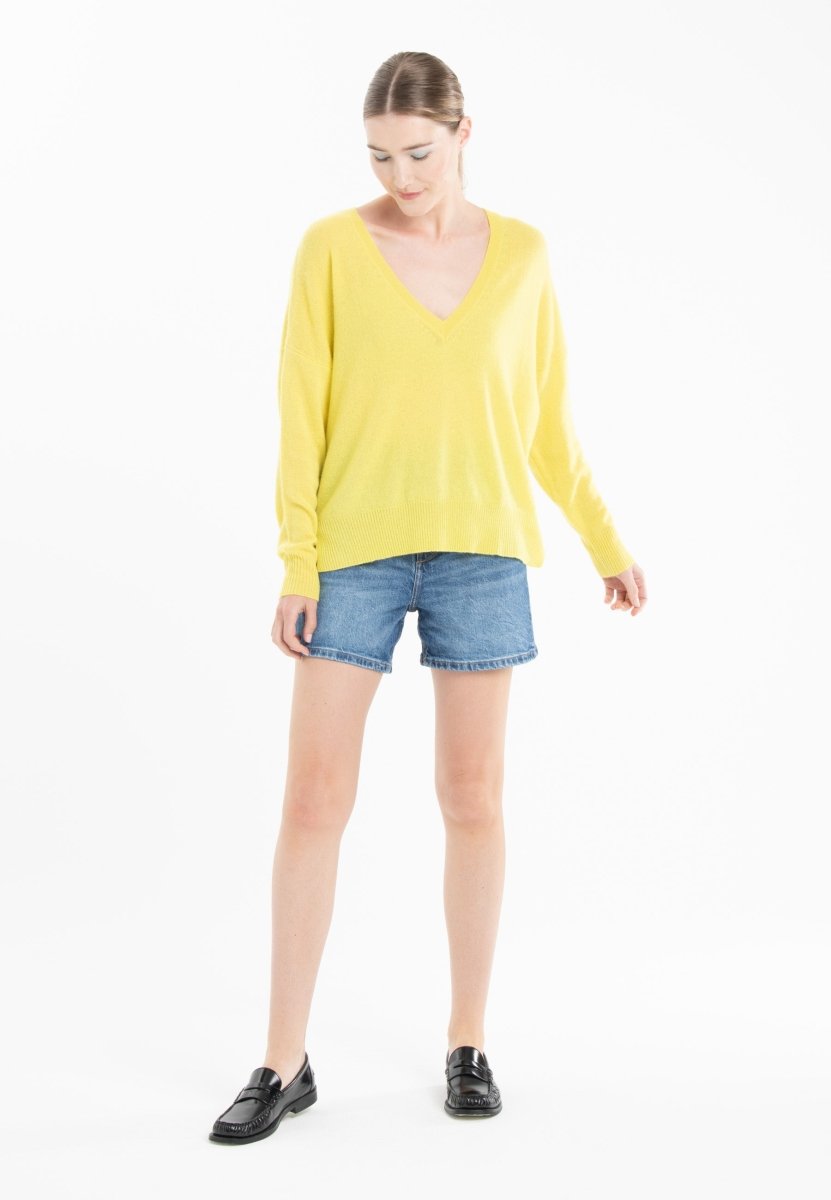 Pull col V en cachemire jaune fluo/ rose barbie femme - NAMI 23 - Studio cashmere8