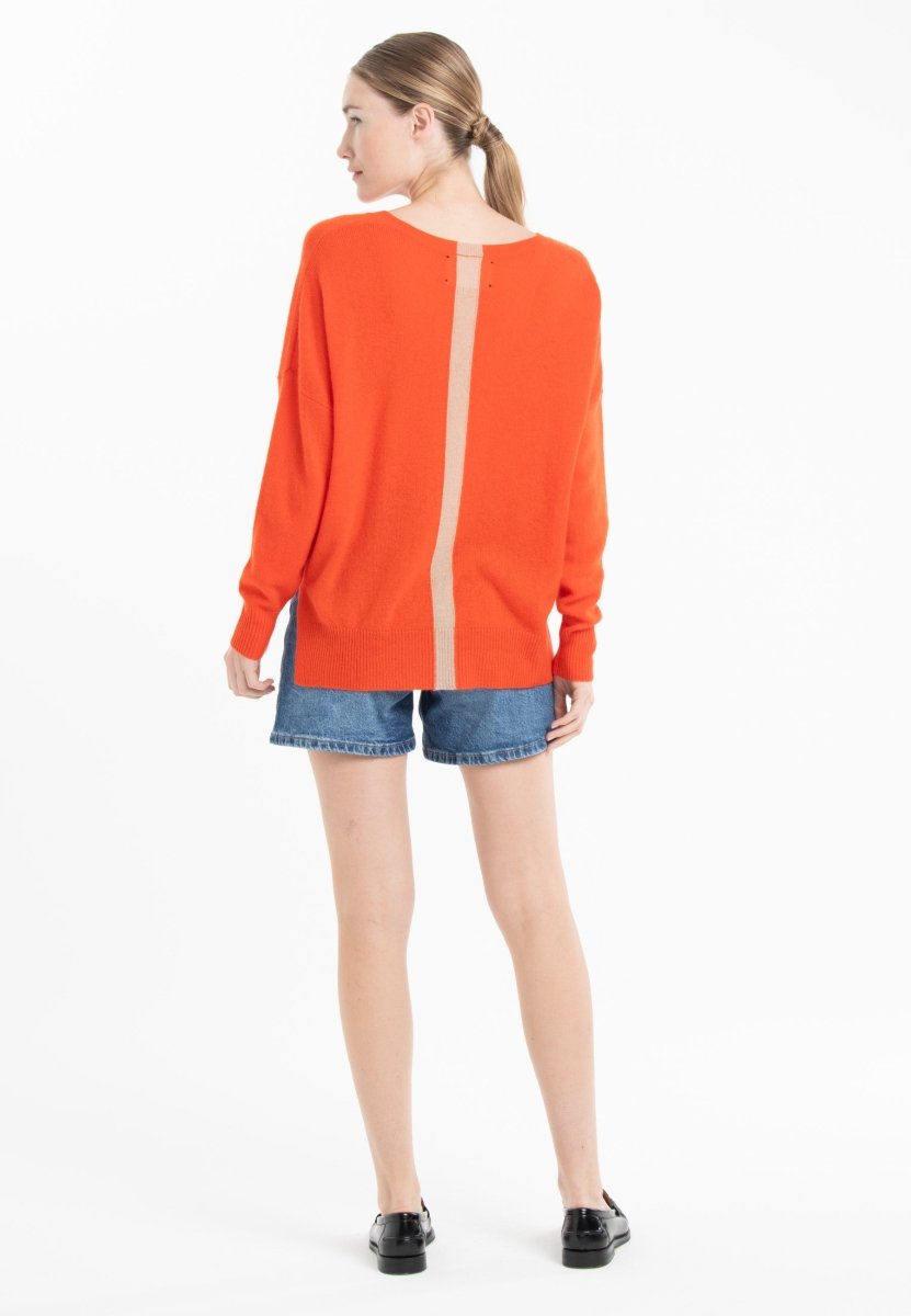 Pull col V en cachemire mandarine/ camel clair femme - NAMI 23 - Studio cashmere8