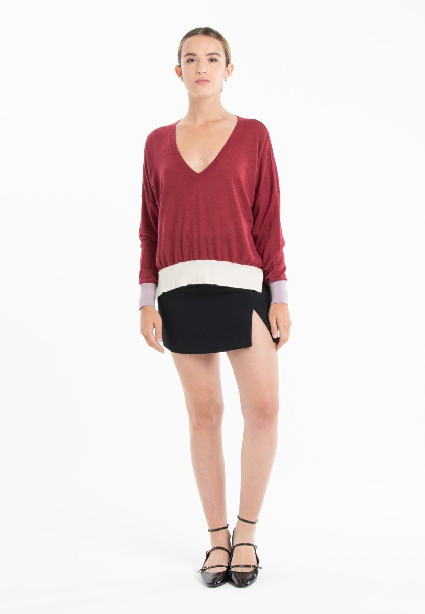 Pull col V oversize ultrafin cachemire et laine rouge/ violet/ blanc femme - KELLY 10 - Studio cashmere8