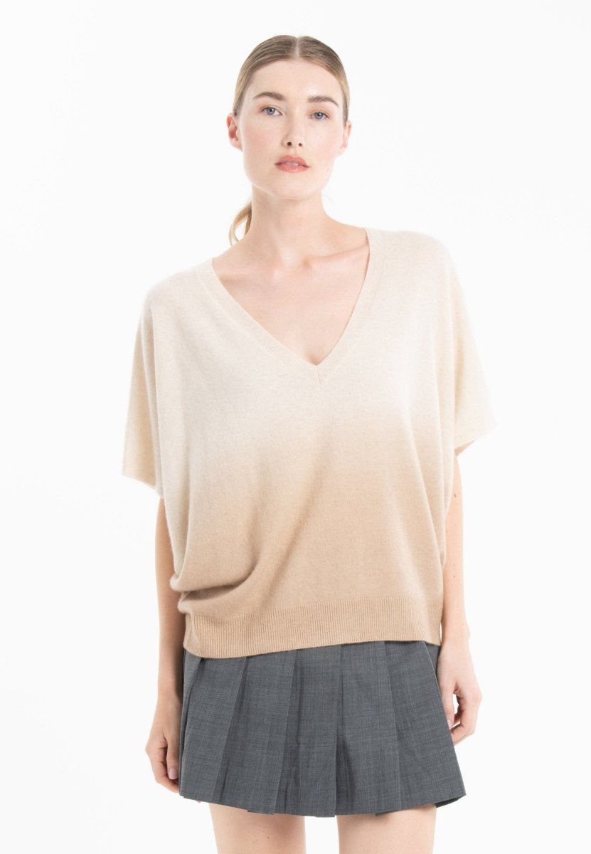 RIA 7 Pull col V manches chauve souris tie & dye en cachemire beige clair/beige foncé - Studio cashmere8