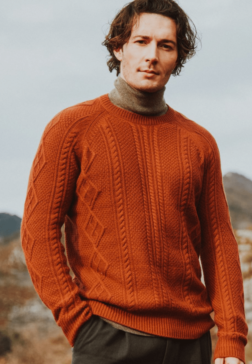 ZACH 1 Pull col rond en cachemire à mailles torsadées 6 fils terracotta - Studio cashmere8