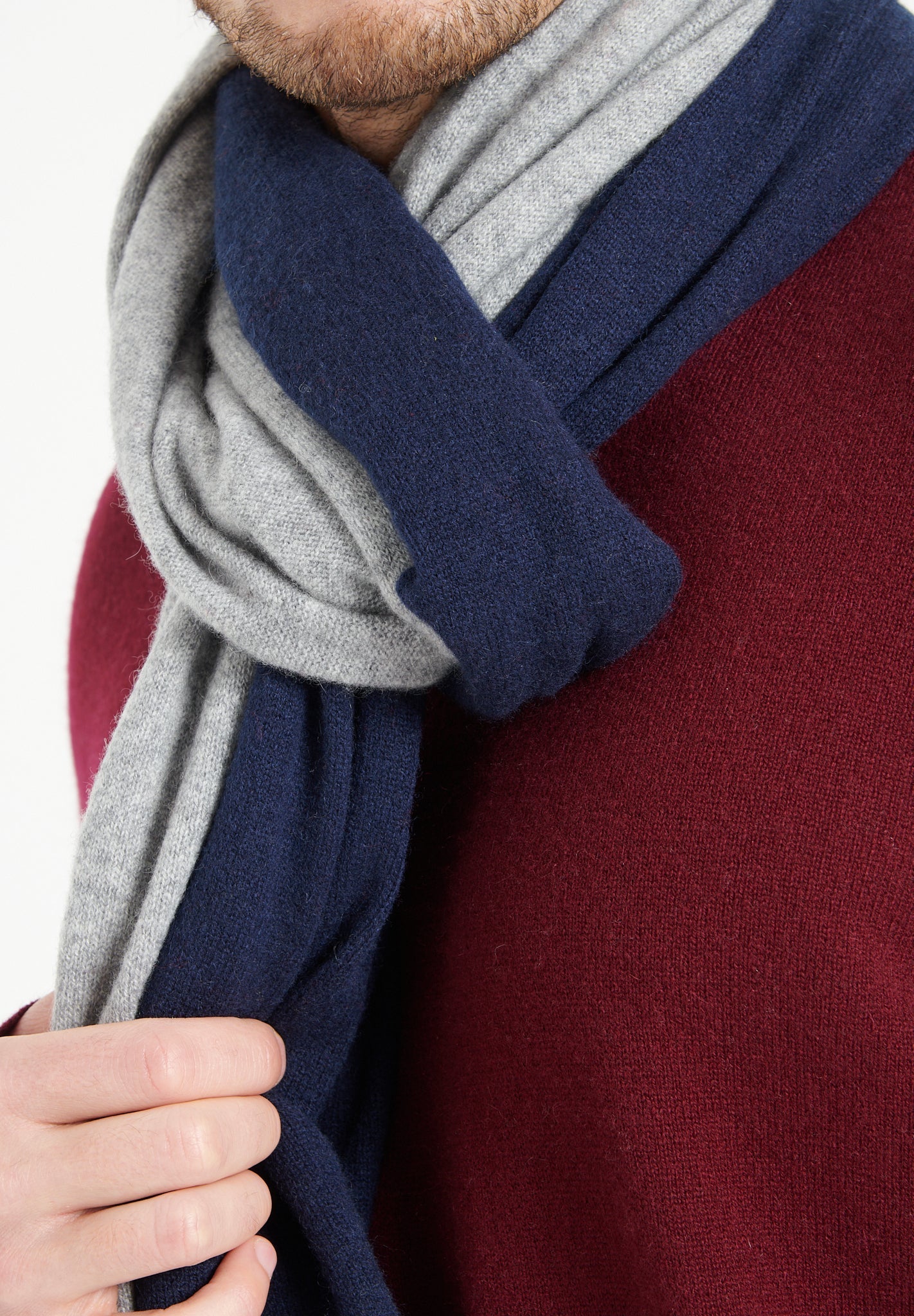 Light gray cashmere scarf