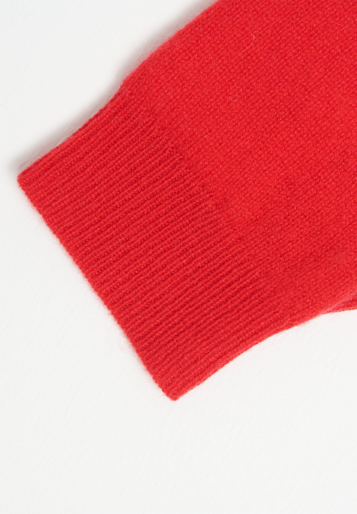 Red cashmere mittens